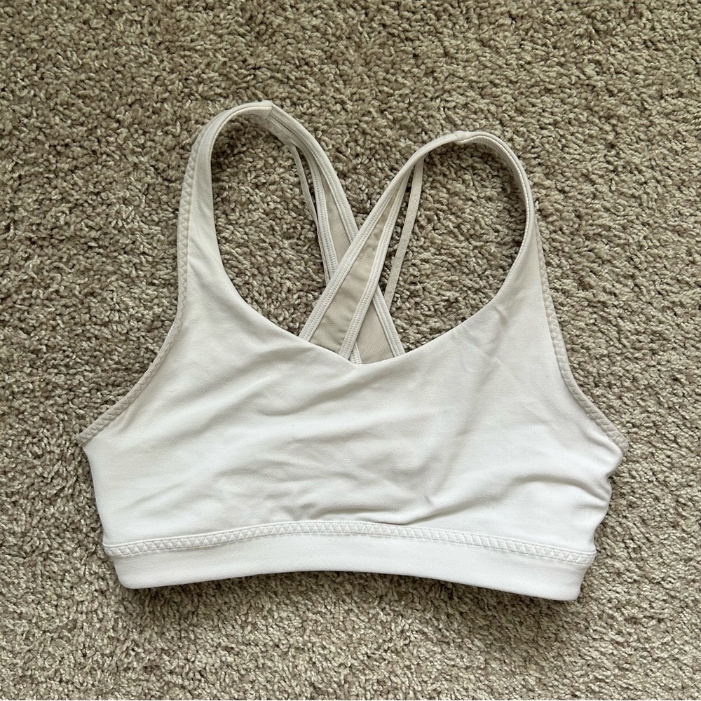 Athleta Sports Bra in White XS